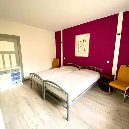 Apartament Schoene Mit Grossem Garten