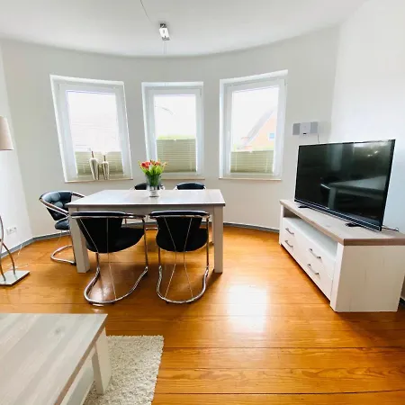 Apartament Schoene Mit Grossem Garten